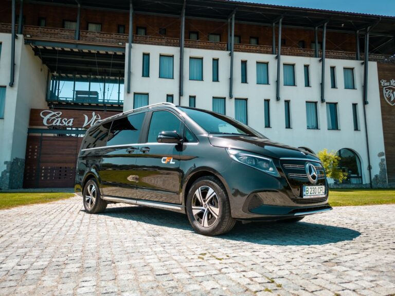 Mercedes EQV electric 6+1 locuri