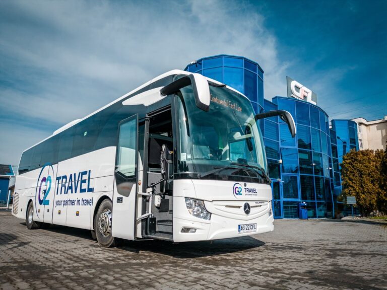 Mercedes Tourismo 49+1+1 locuri